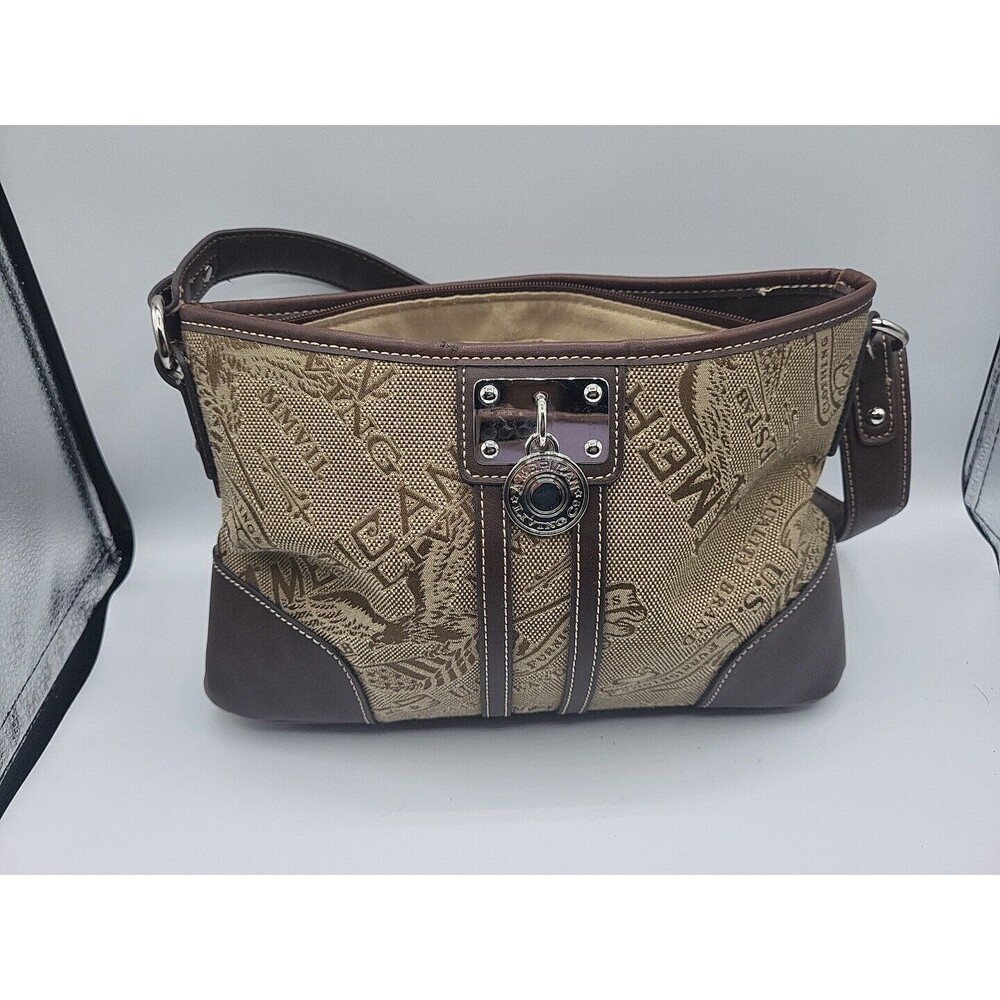 Women’s Purse brand American  Living color Brown size Medium